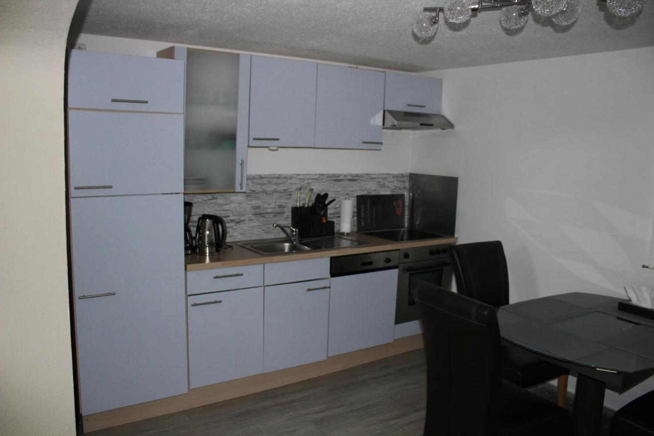 Studio-Appartement Нойнбург форм Валд Екстериор снимка