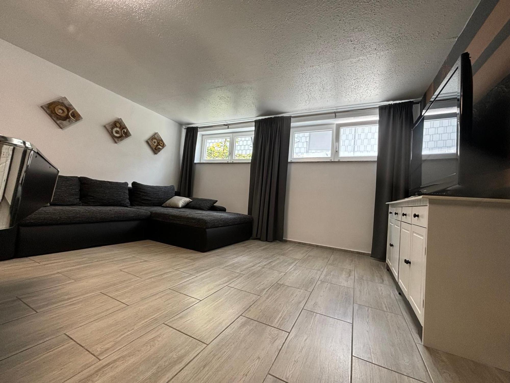 Studio-Appartement Нойнбург форм Валд Екстериор снимка