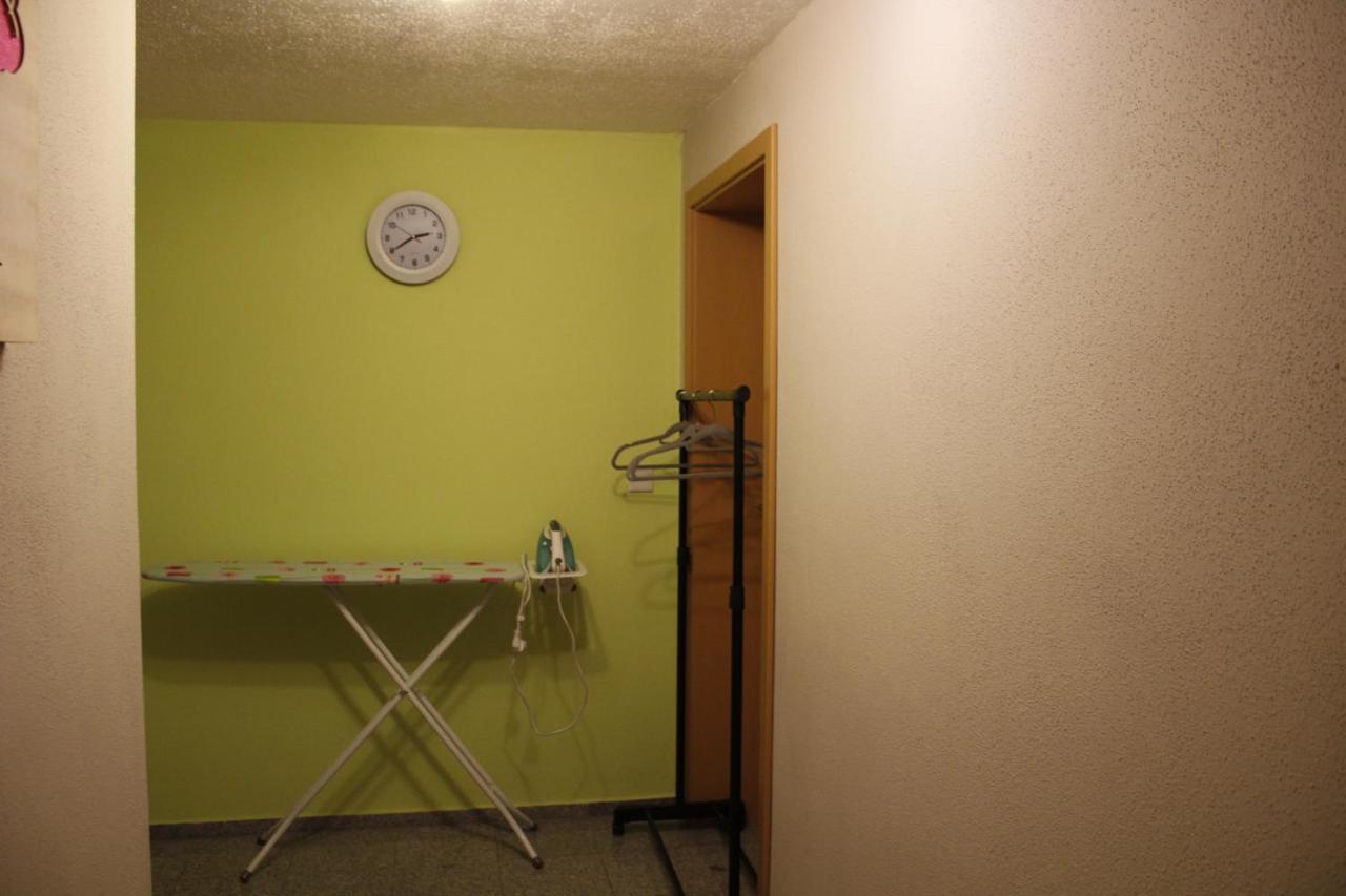 Studio-Appartement Нойнбург форм Валд Екстериор снимка